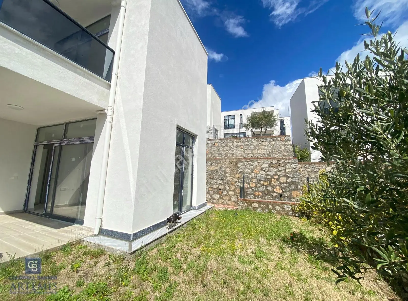 Kıyıkışlacık Atasayanlar Plajlı Sitede Yazlık 1+1 Bahçe Katı - Görsel 5