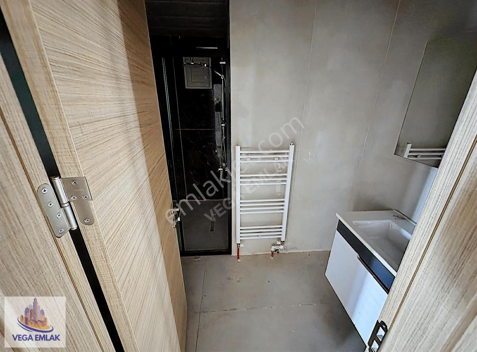 Vega Emlak'tan Güneşevler Sınırı Ve Manzaralı Sıfır Site Dairesi - Görsel 23