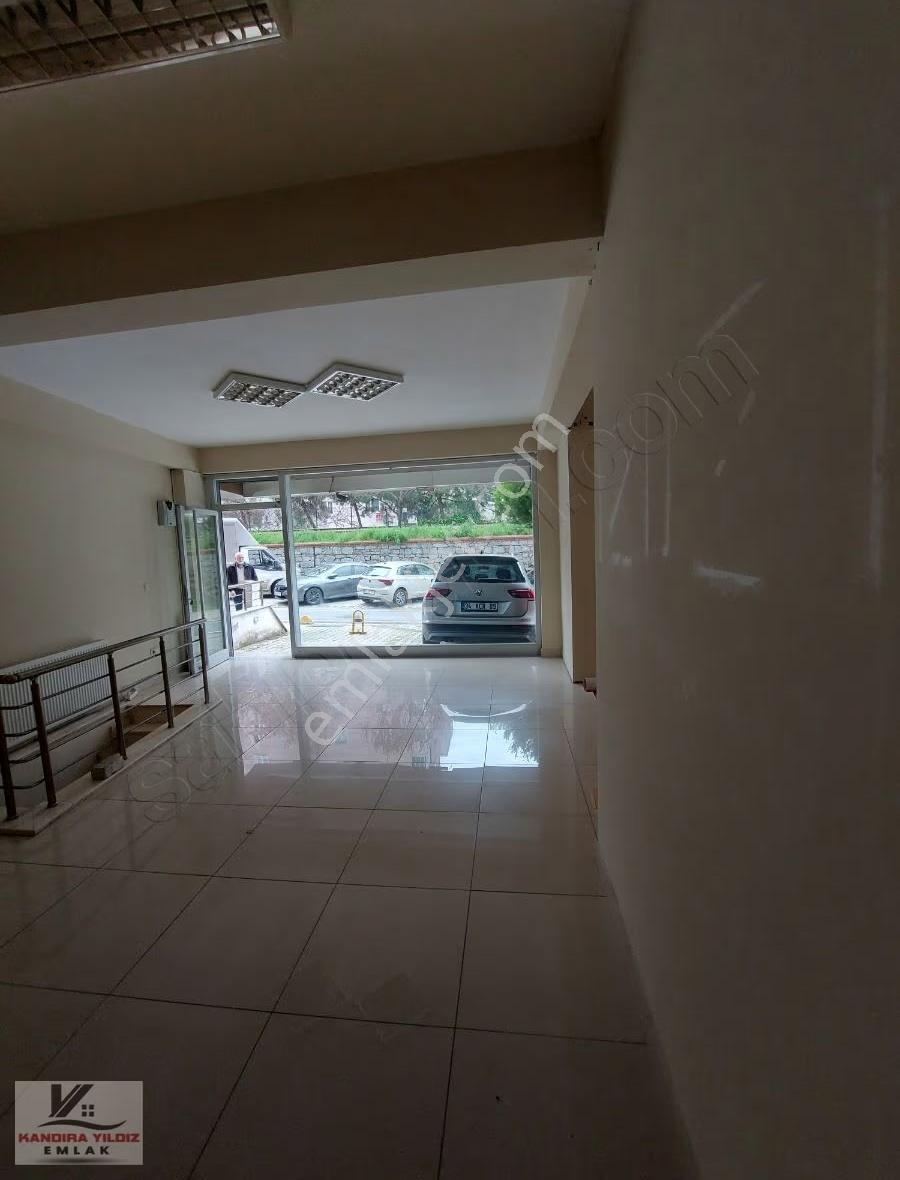 Üsküdar Cumhuriyette Çift Katlı, Metroya Yakın Kiralık Ofis !!! - Görsel 16