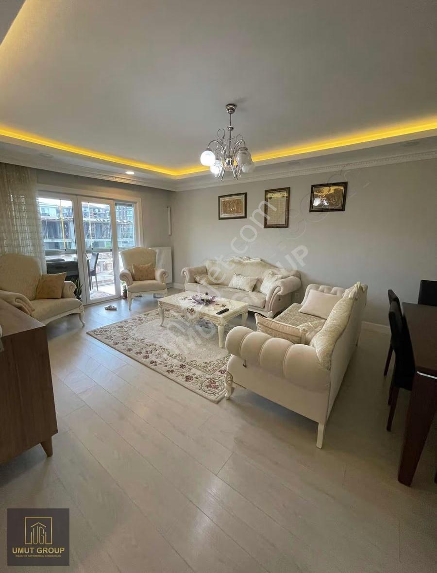 Havuzlu Lüx Site İçerisn De 2+1 Daire