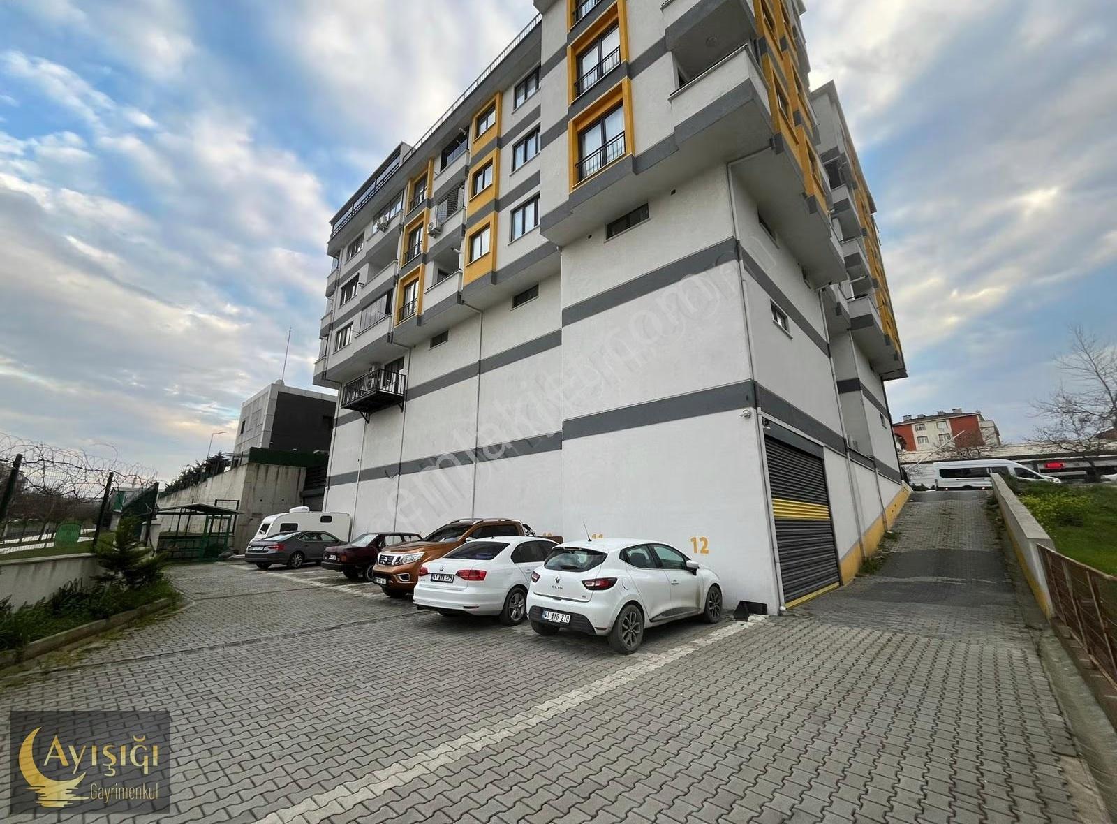 Darıca Nenehatun'da Caddeye Cepheli 2+1 90m² Kiralık Daire - Görsel 11