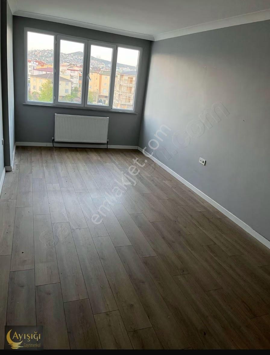 Darıca Nenehatun'da Caddeye Cepheli 2+1 90m² Kiralık Daire - Görsel 6