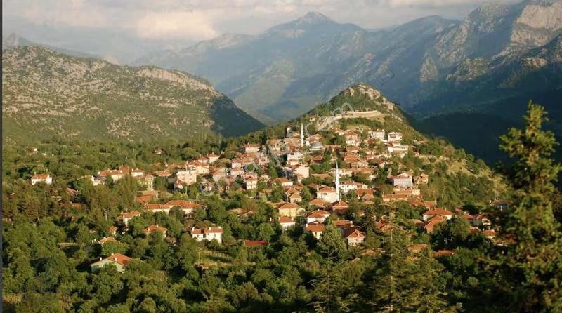 Antalya İbradi Ormana Fidan Arası Mevkii 1073m² Yatırımlık Tarla - Görsel 4