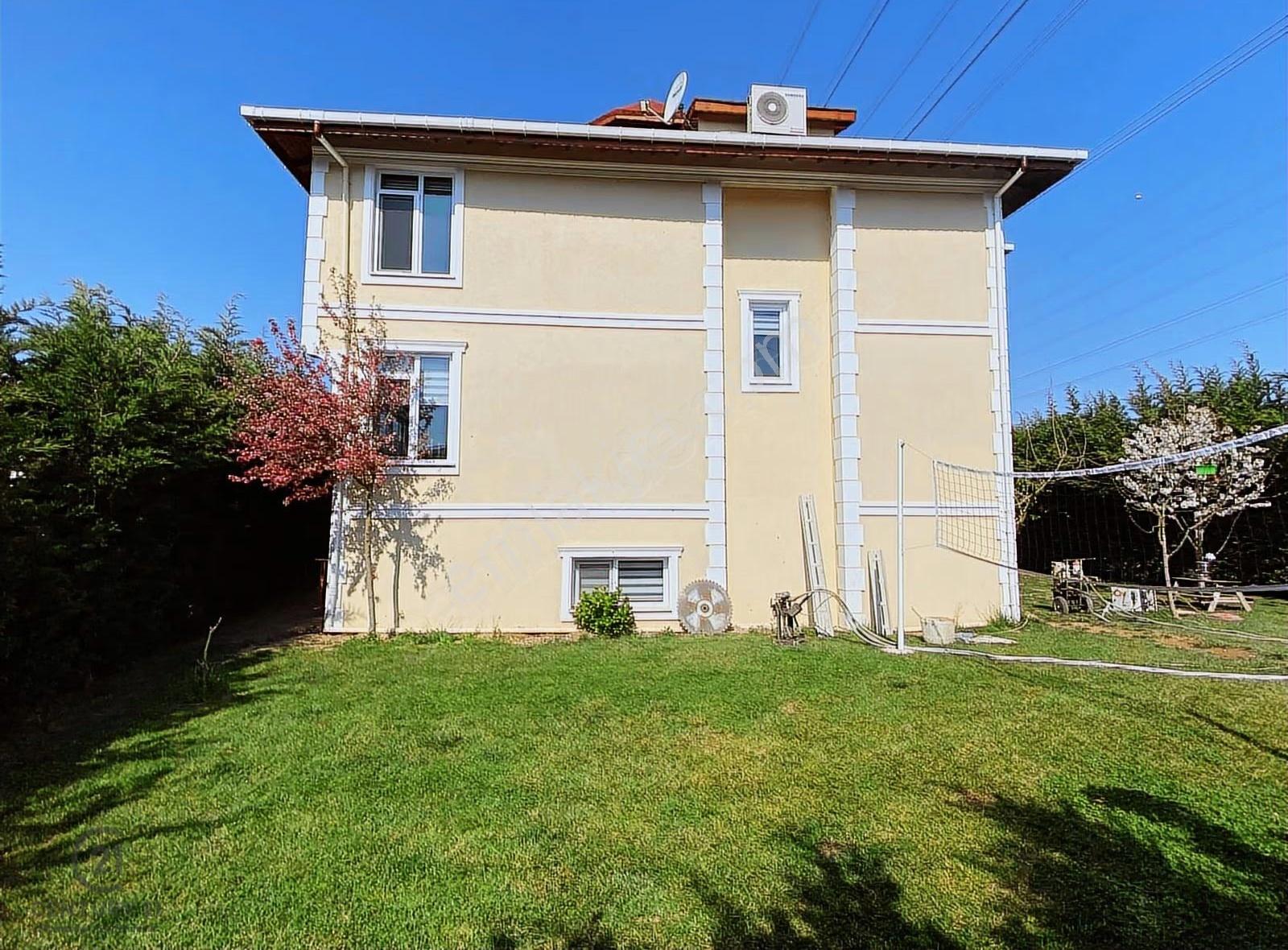 Çatalca Ceylankent Sitesinde Tripleks Villa - Görsel 10