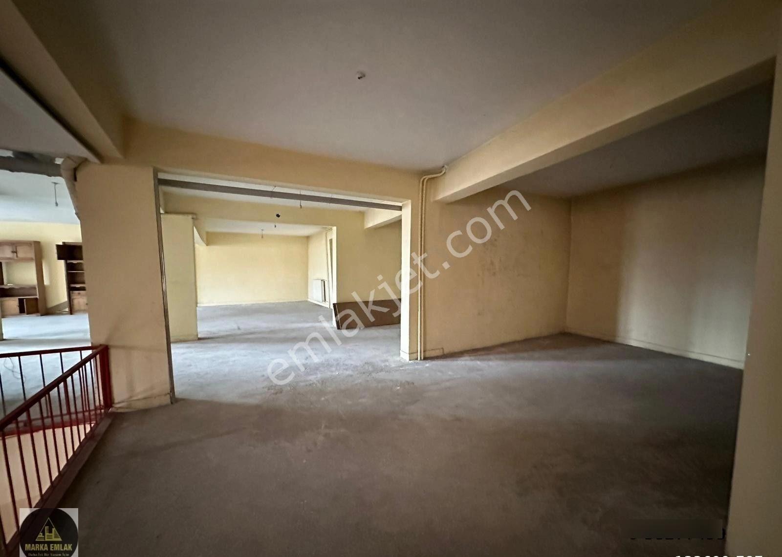 Marka'dan Kurtuluş'ta Kiralık 400m2 İşyeri - Görsel 16