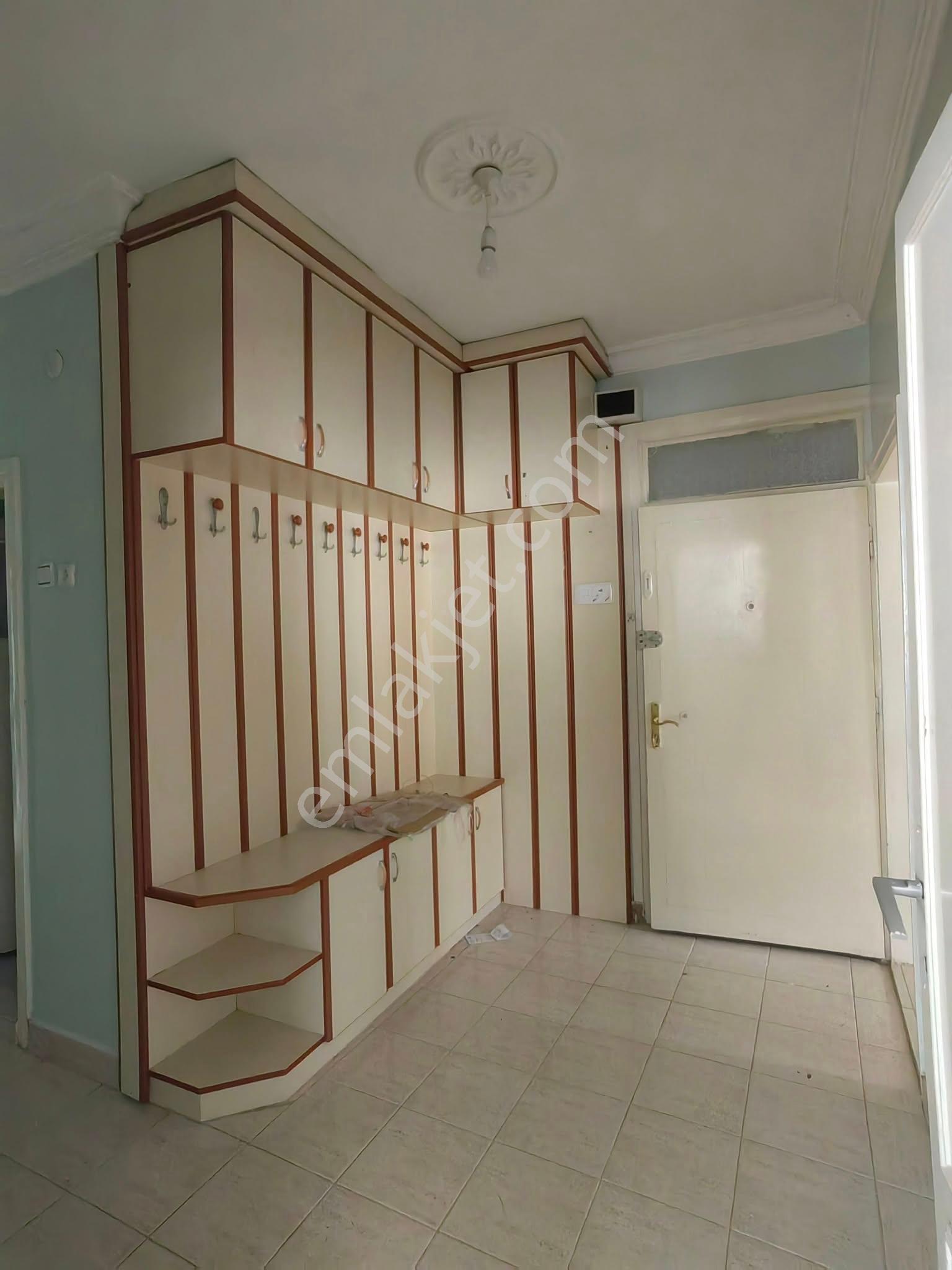 Nasreddinden Altunkalem Muhtarlığı Üstü Satılık Bakımlı Daire - Görsel 5