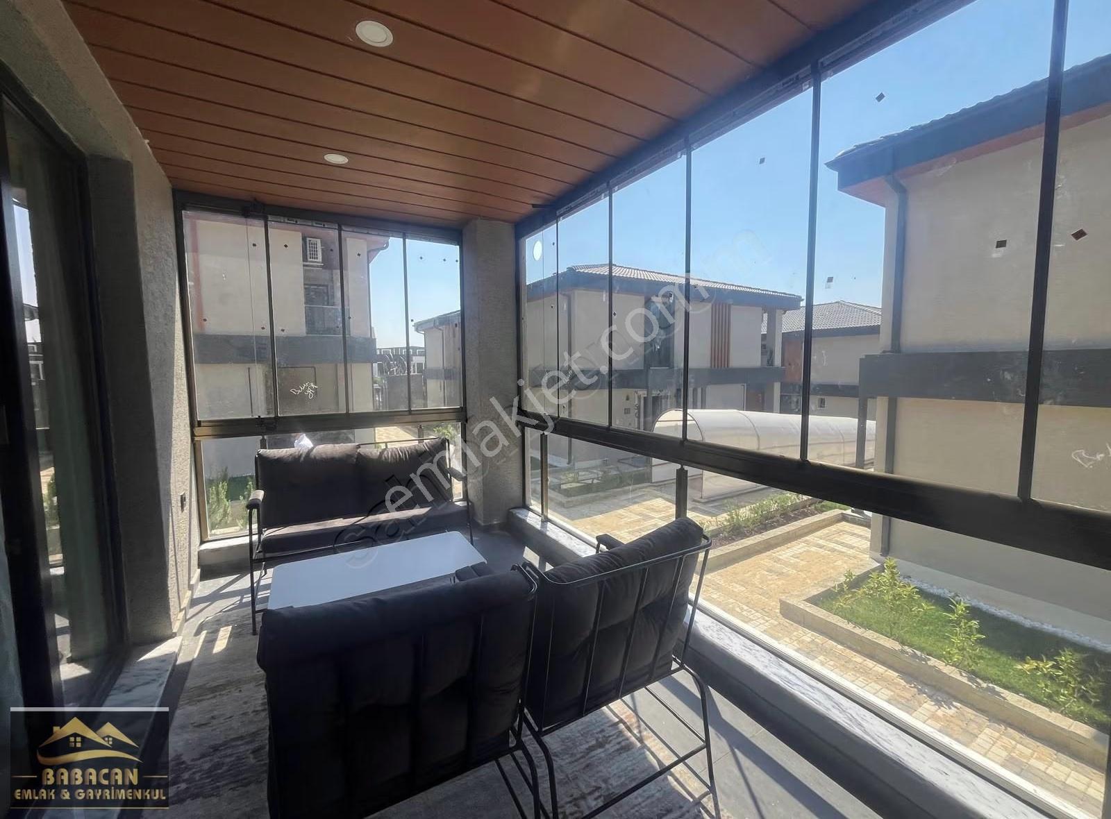 Silivri Selimpaşa'da Sıfır Eşyalı 3+1 Villa - Görsel 16