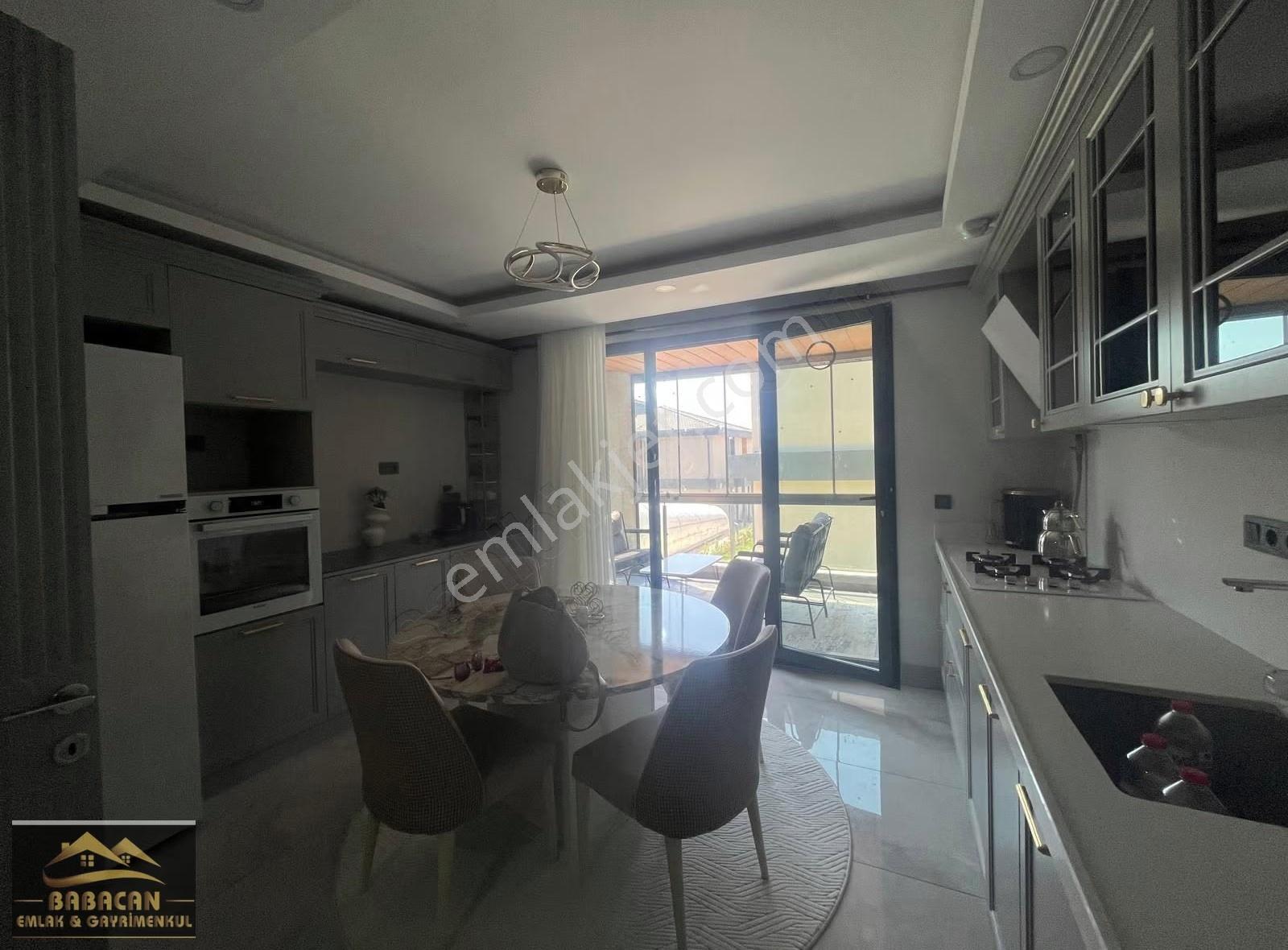 Silivri Selimpaşa'da Sıfır Eşyalı 3+1 Villa - Görsel 2