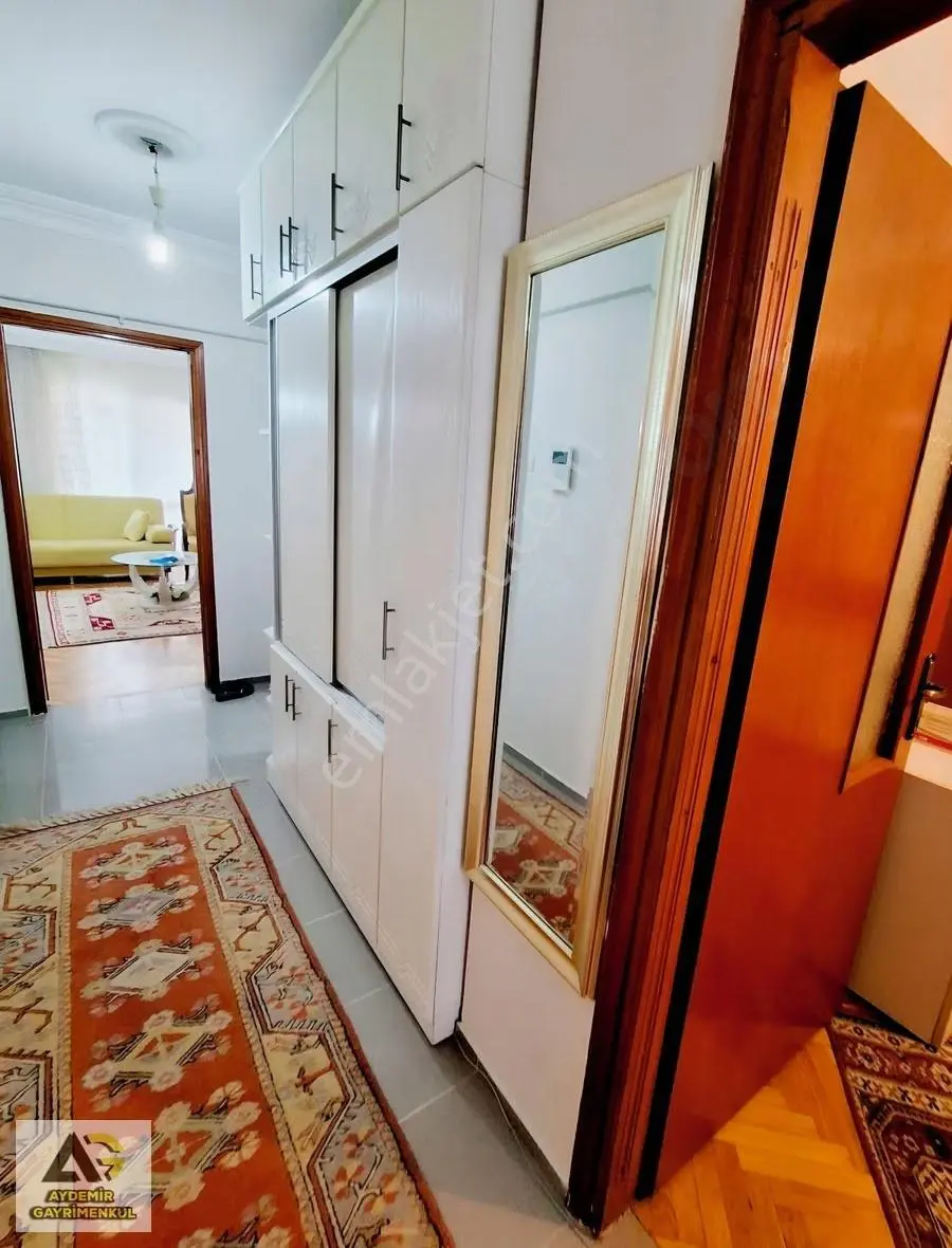 Sahilin Dibinde Satılık 3+1 Çift Cephe Çift Balkon Daire - Görsel 3
