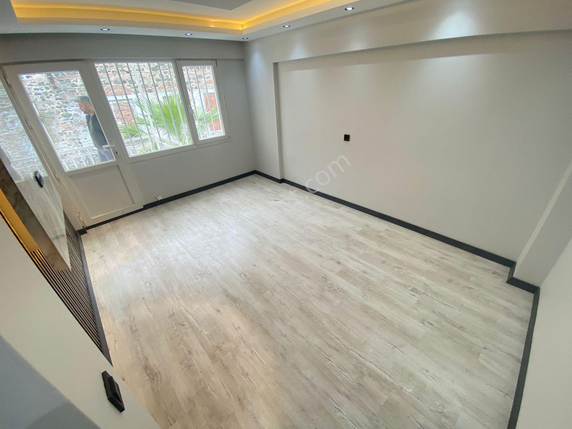 Acil Konak Zeytinlik Mahallesinde 2+1 85m2 Arakat Full Tadilatlı Satılık Daire - Görsel 6