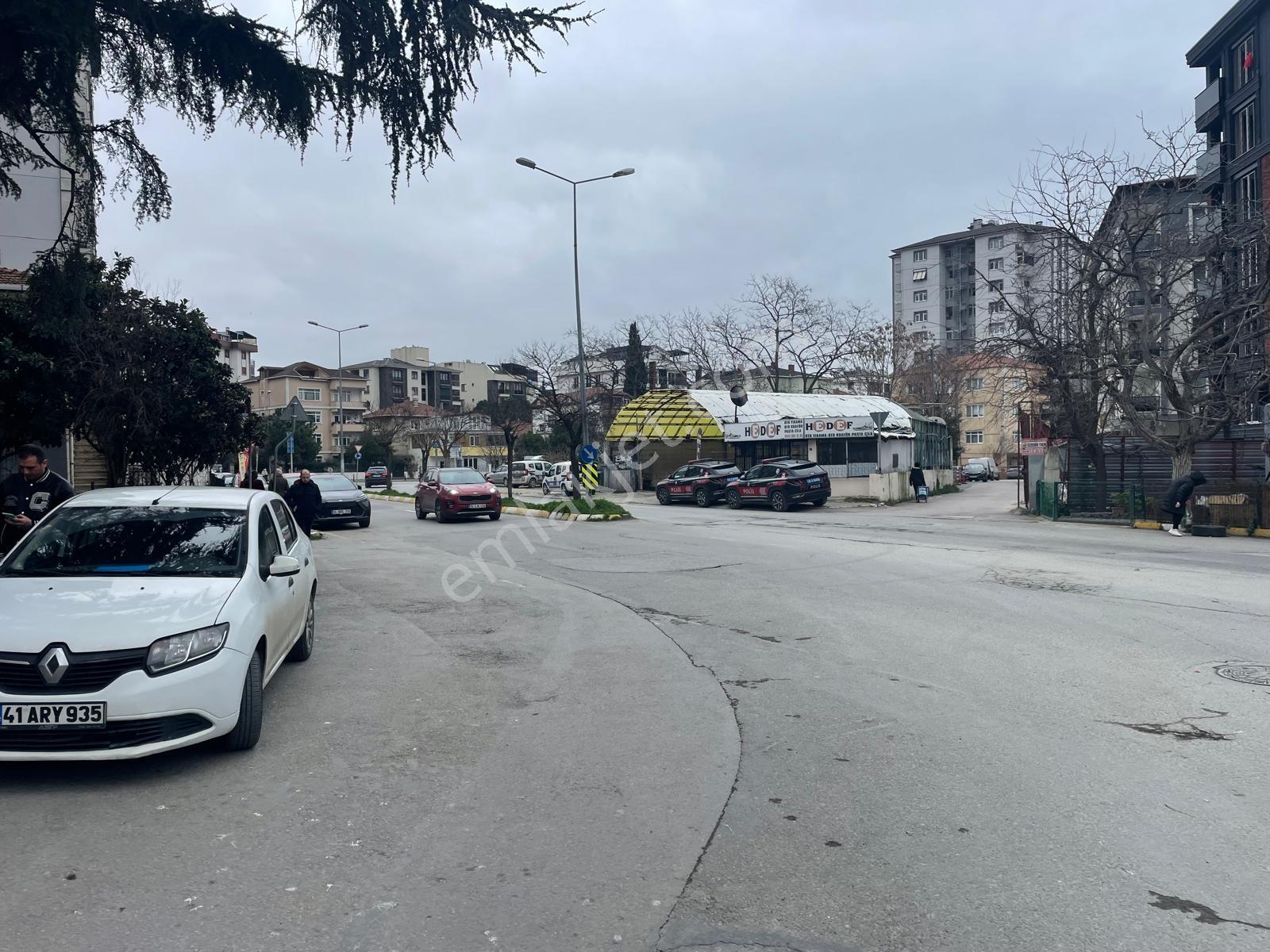 Yeni Mah'de Cadde Üzerinde Kira Getirili İskanlı Dükkan - Görsel 30