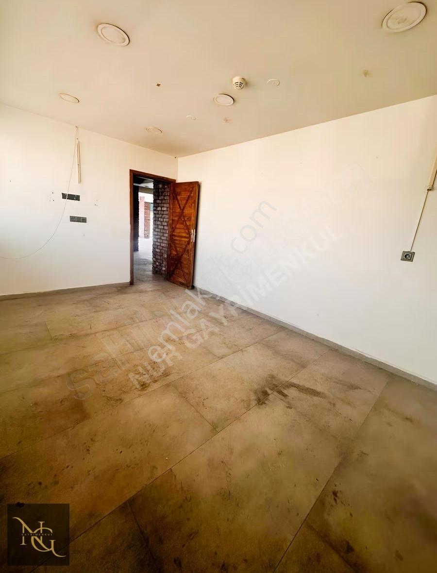 Medicana Hastanesi Karşısında Kiralık 750m2 Dükkan - Görsel 7
