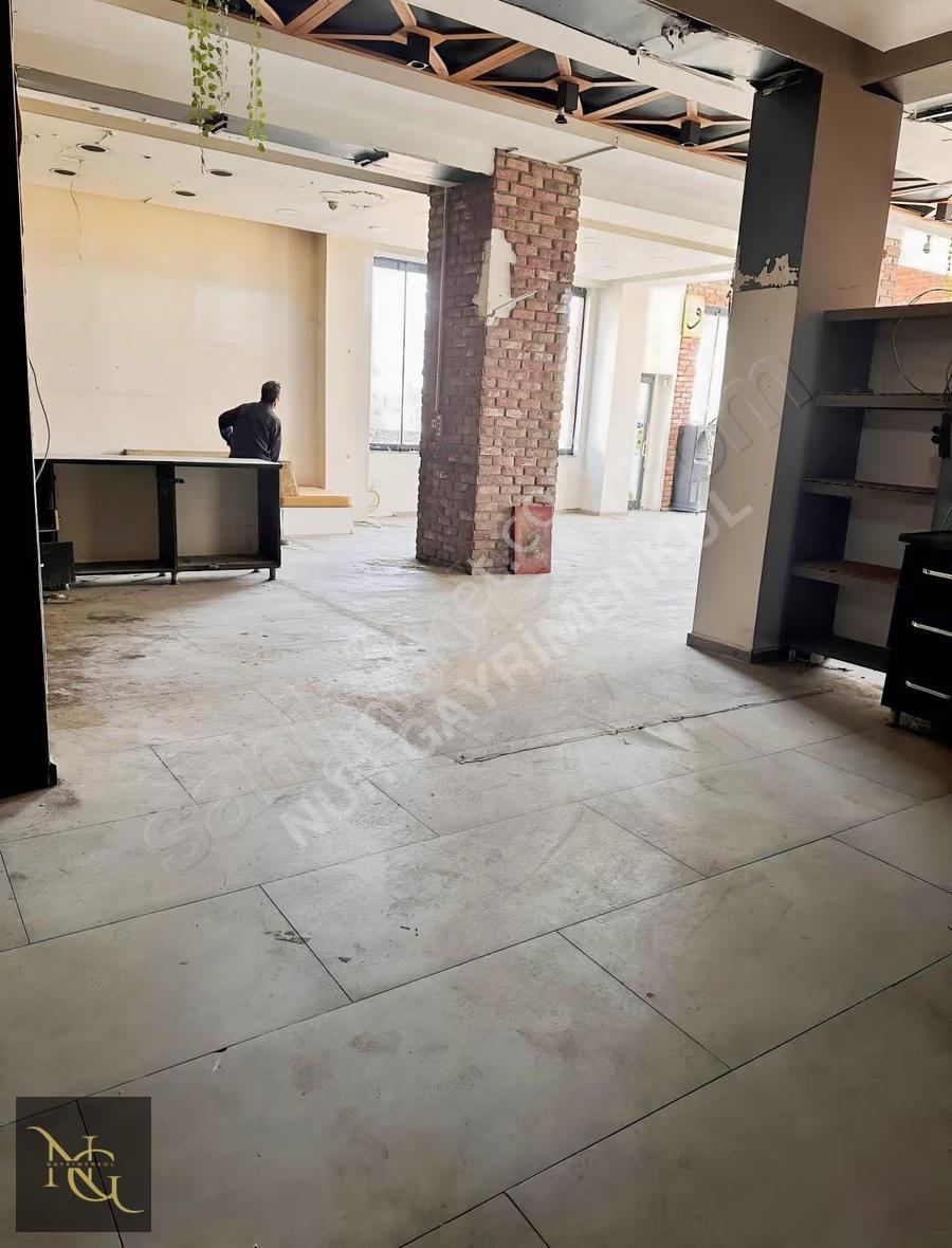 Medicana Hastanesi Karşısında Kiralık 750m2 Dükkan - Görsel 11