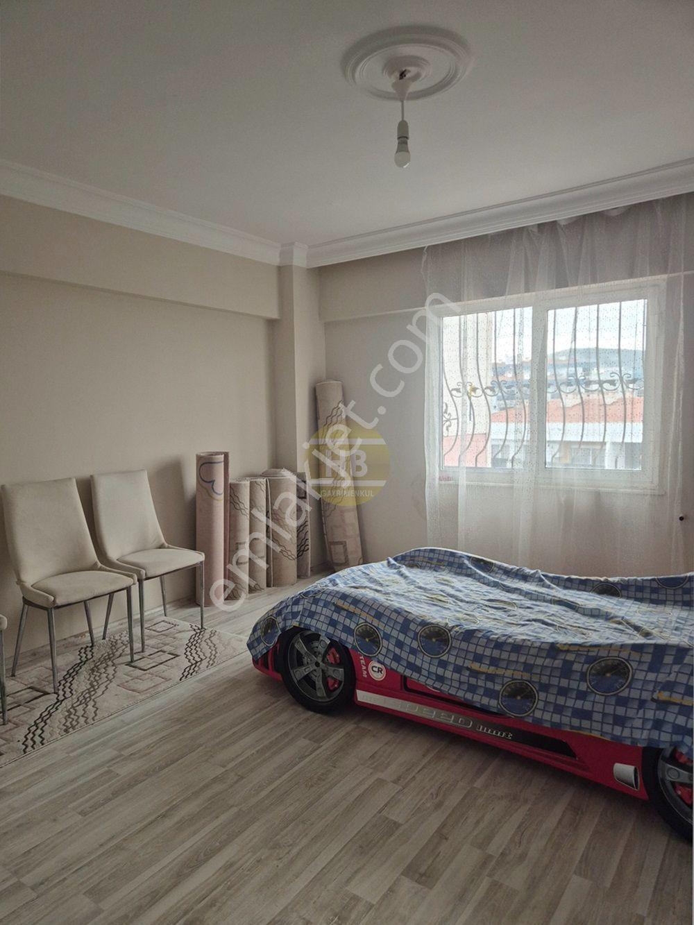 Hb'den 3+1 Eşyalı Kiralık Daire,ikiçeşmelik'de Deniz Manzaralı - Görsel 18
