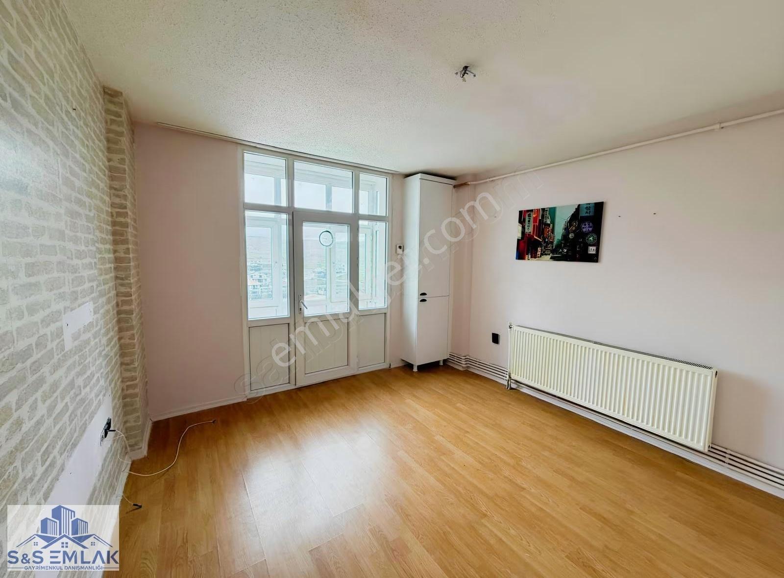 S&s Emlak'dan Balıkesir Toki Yeni Mahalle'de Kiralık 1+1 Daire - Görsel 8