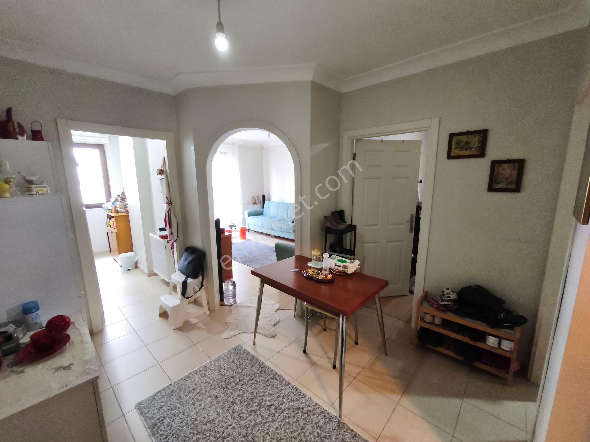 Fındıklı Mahallesi Ara Kat 2+1 Boş Daire - Görsel 9