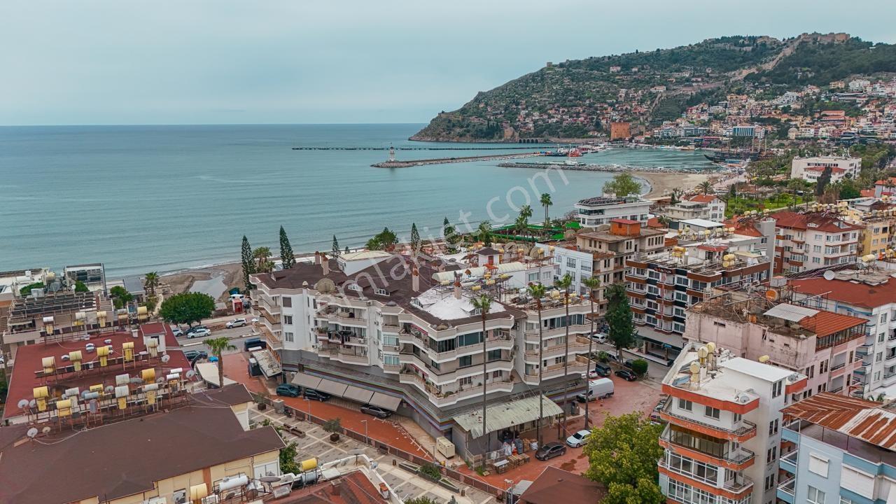 Alanyanın Kalbinde Denize Sıfır Vatandaşlığa Uygun Satılık Daire