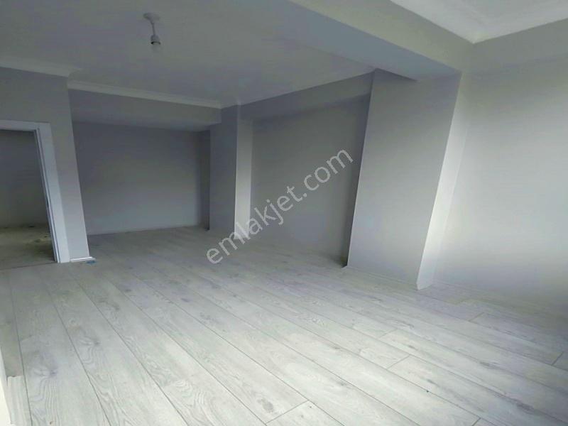 Selimpaşa'da Plaja 800metre Kat Mülkiyetli Sıfır 3+1 Arakat - Görsel 12