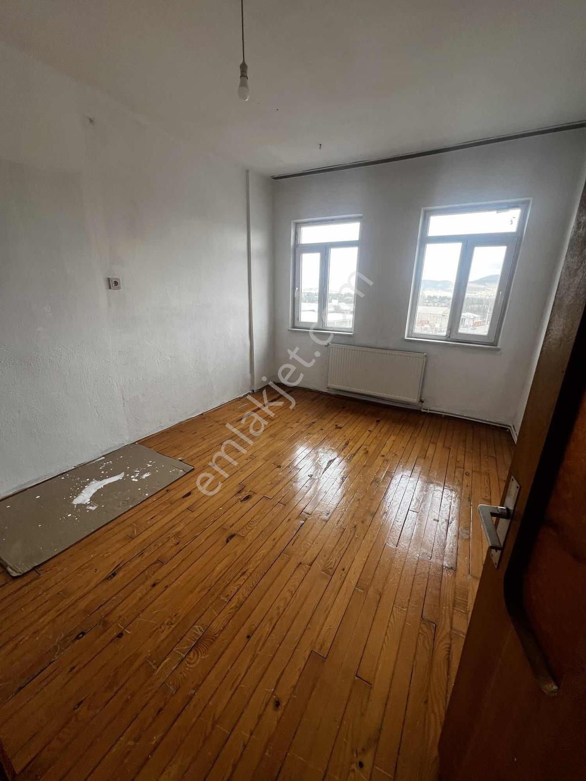 Kiralık 3+1 Daire - Görsel 8