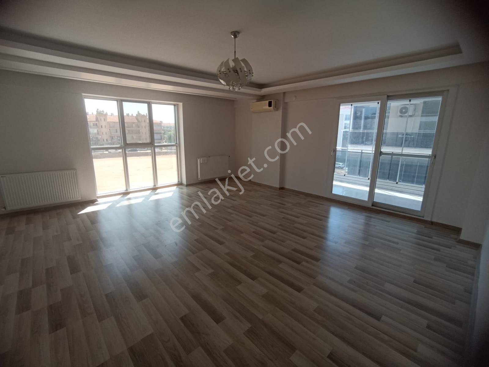 Aydın Efeler'de Satılık 3+1 Daire, 185m², Merkezi Konum - Görsel 25