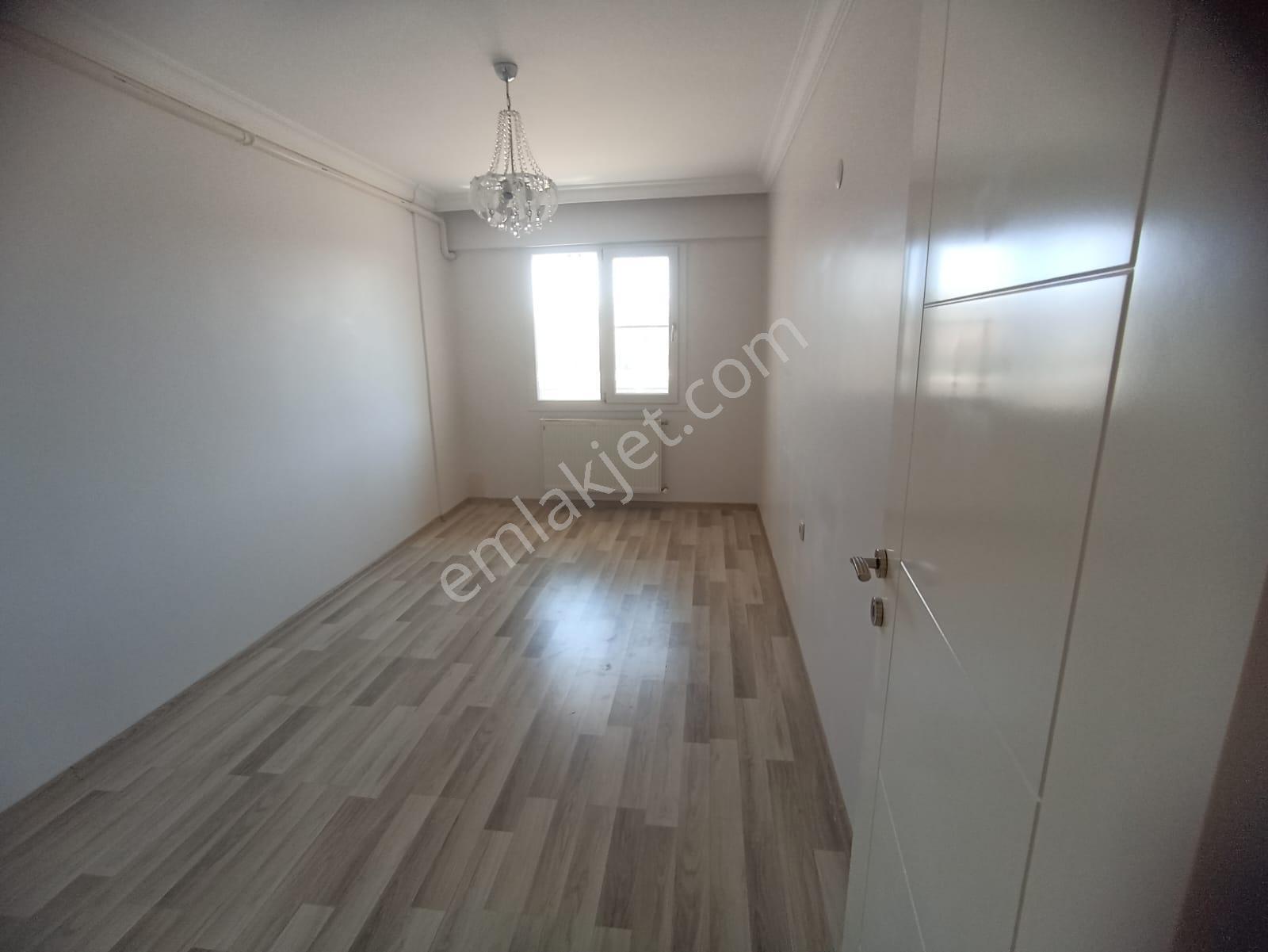 Aydın Efeler'de Satılık 3+1 Daire, 185m², Merkezi Konum - Görsel 10