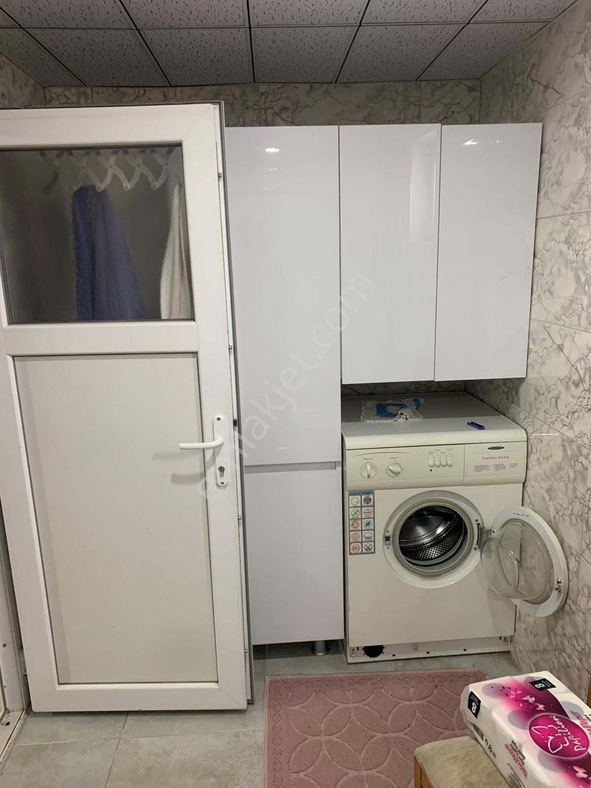 İmişehir Köy İçi, Köşebaşı 3 Katlı Ev - Görsel 25