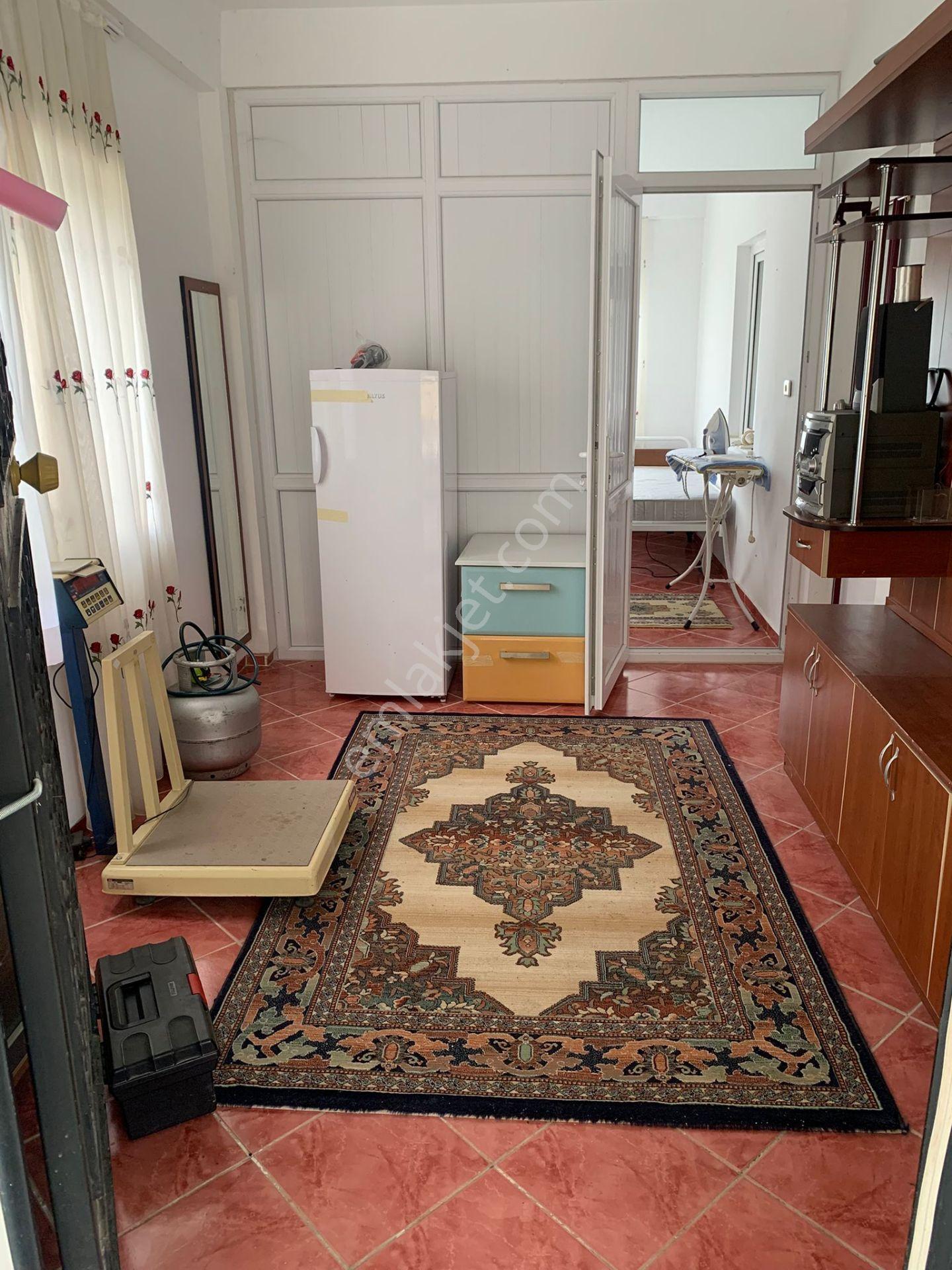 İmişehir Köy İçi, Köşebaşı 3 Katlı Ev - Görsel 19
