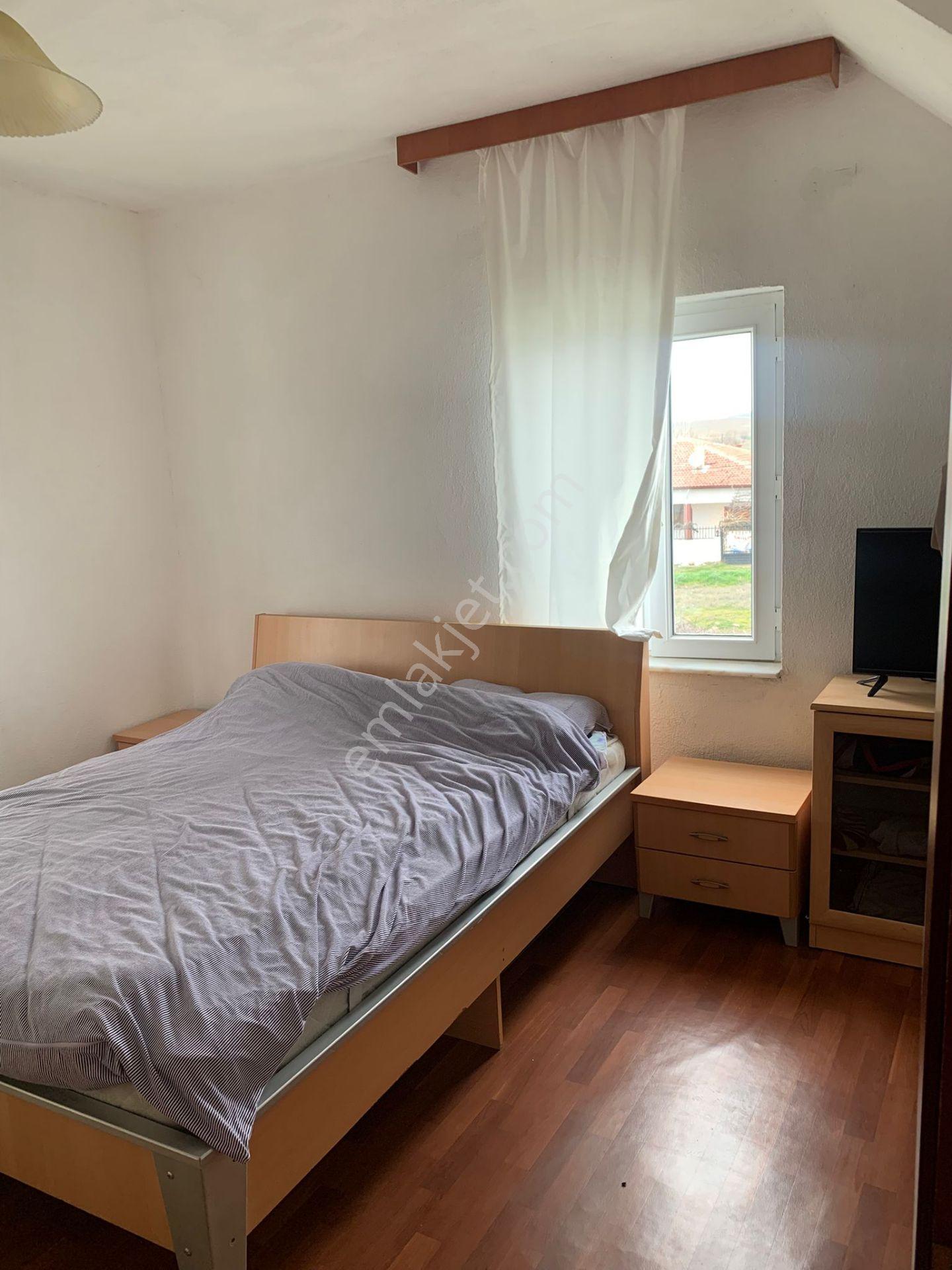 İmişehir Köy İçi, Köşebaşı 3 Katlı Ev - Görsel 27