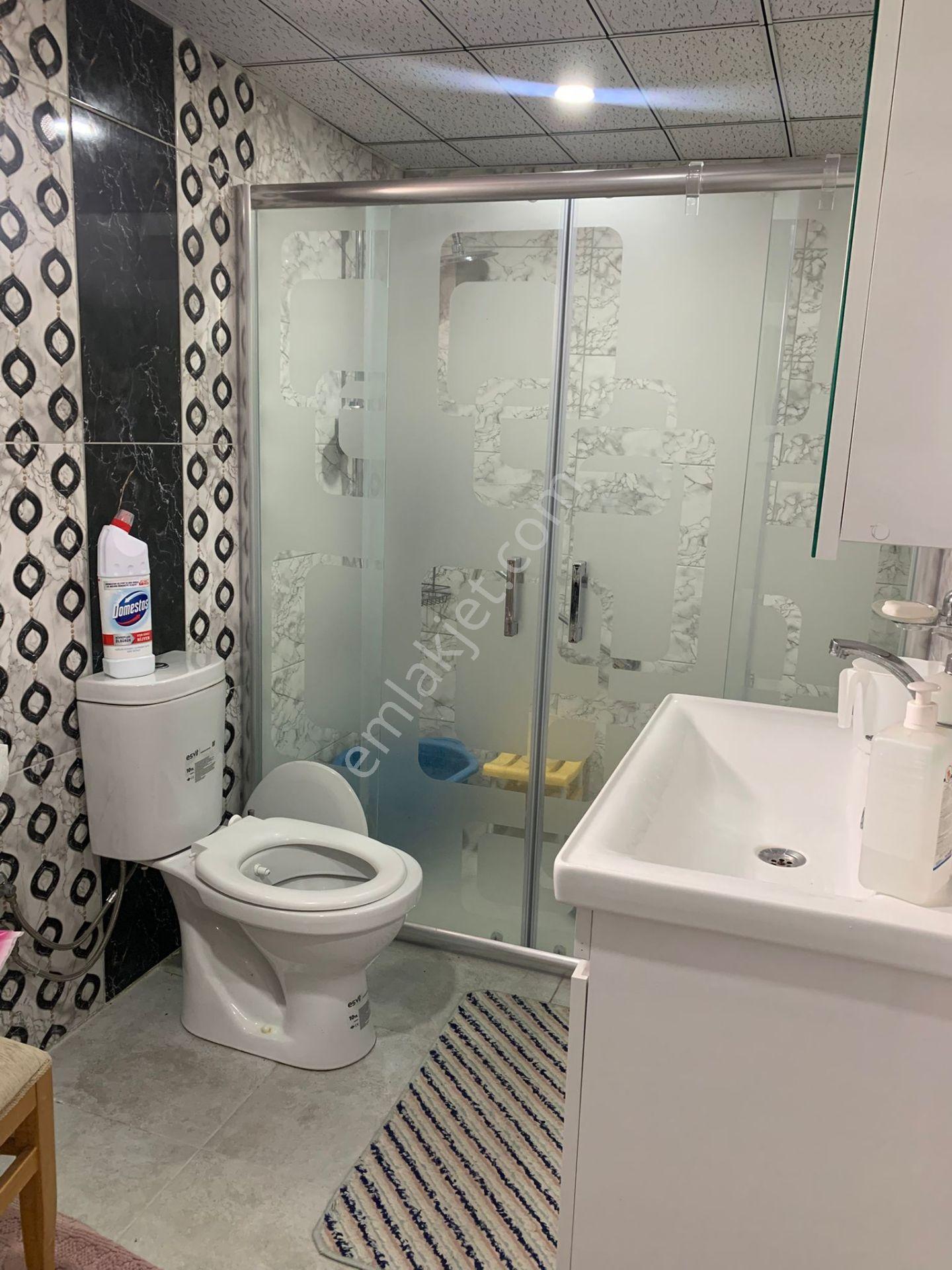 İmişehir Köy İçi, Köşebaşı 3 Katlı Ev - Görsel 24