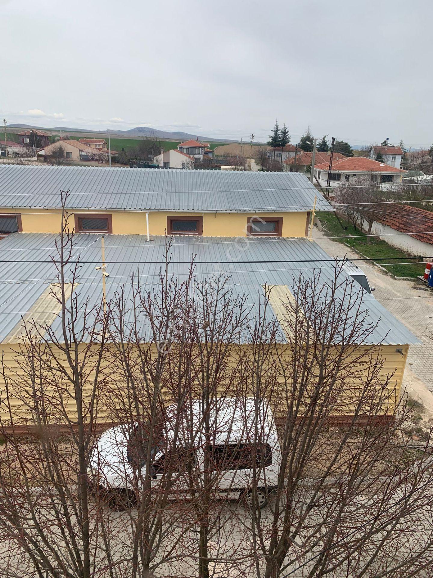 İmişehir Köy İçi, Köşebaşı 3 Katlı Ev - Görsel 32