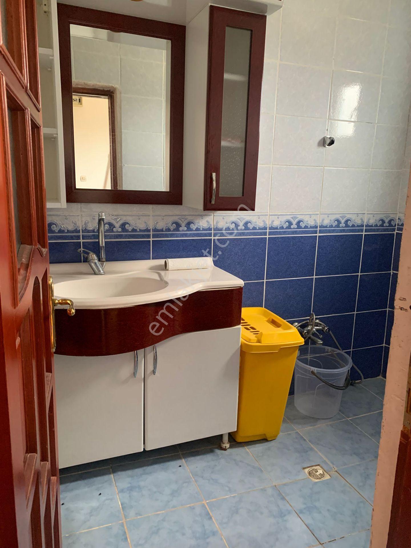 İmişehir Köy İçi, Köşebaşı 3 Katlı Ev - Görsel 29