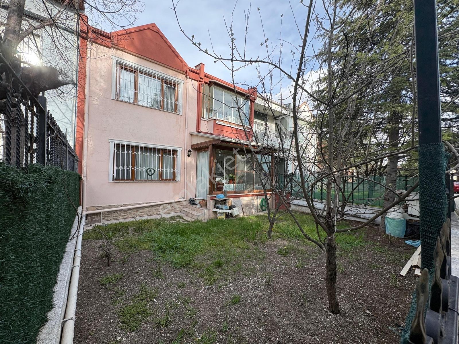 Elvankentte Adliye Caddesindeful+ful Yapılısatılık Villa Kacırma