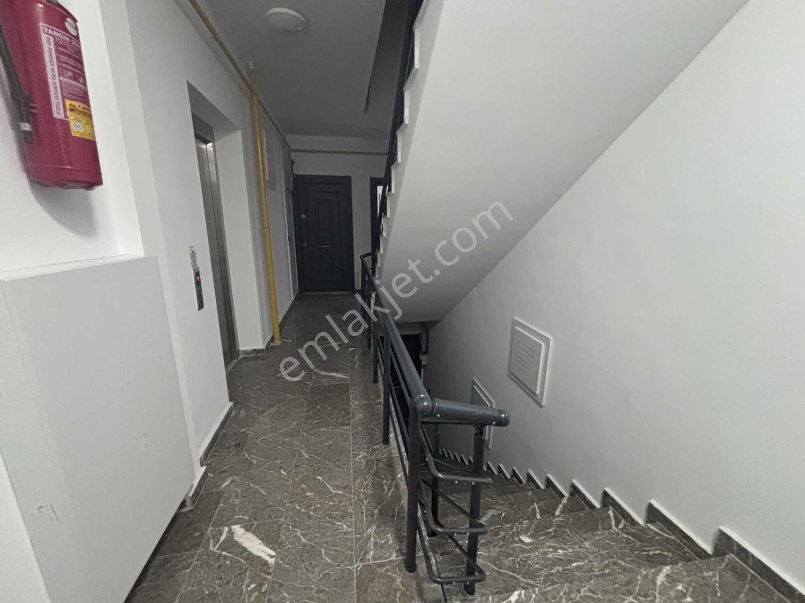 Remax Parla Deniz Manzaralı 1+1 Lüx Daireler - Görsel 8
