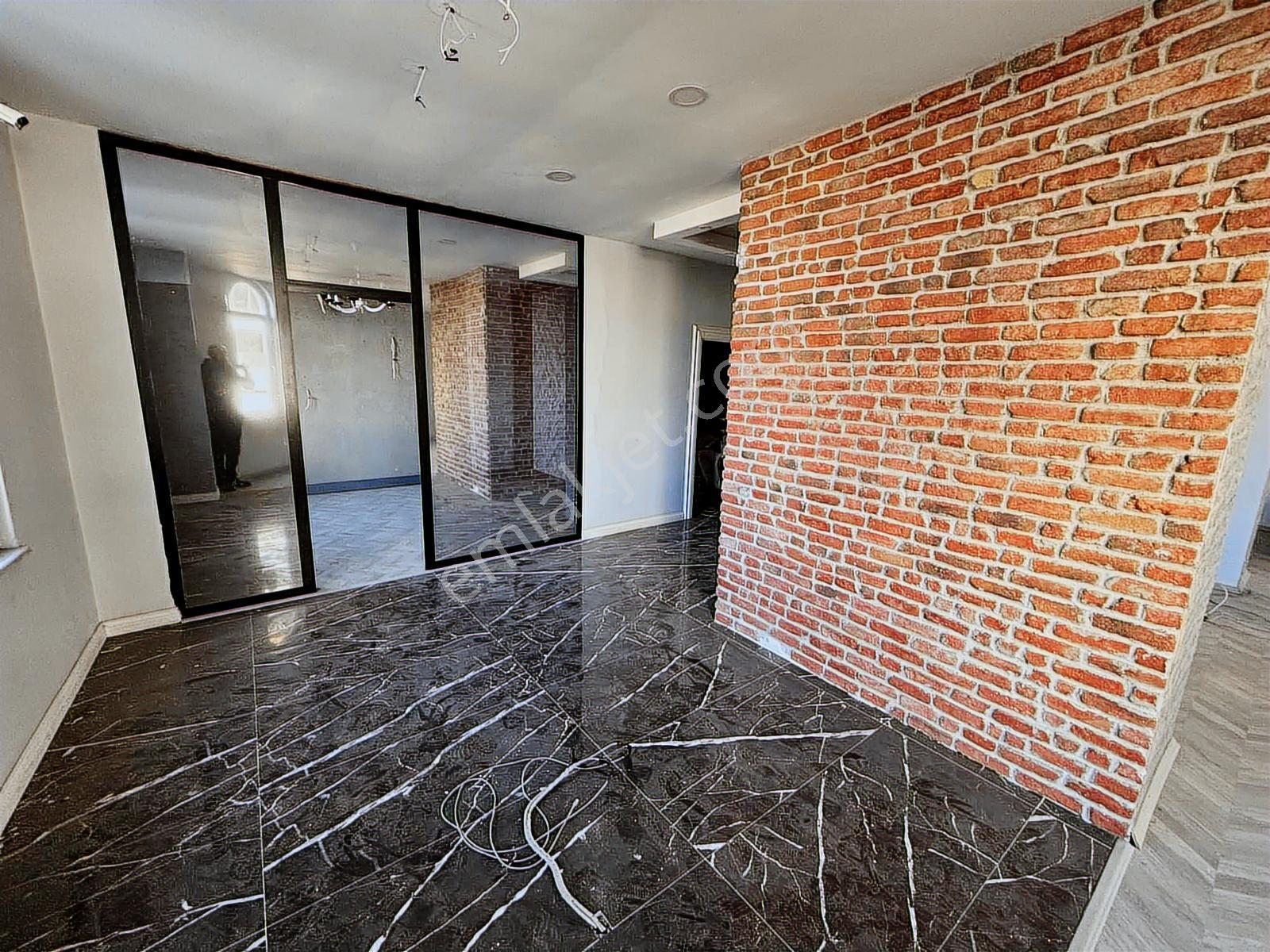 Cumhuriyet Meydanı 120m² Satılık Dükkan Tabela Değeri Yüksek - Görsel 4