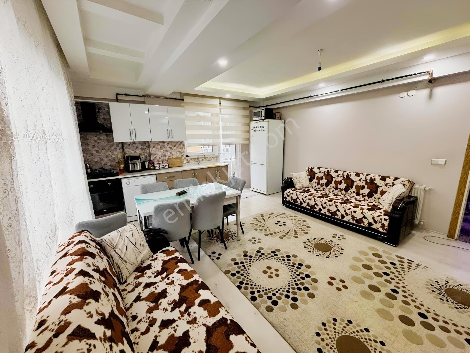 Remax / Can Baydır / 2+1 Eşyalı Satılık Daire Yenimahalle - Görsel 13