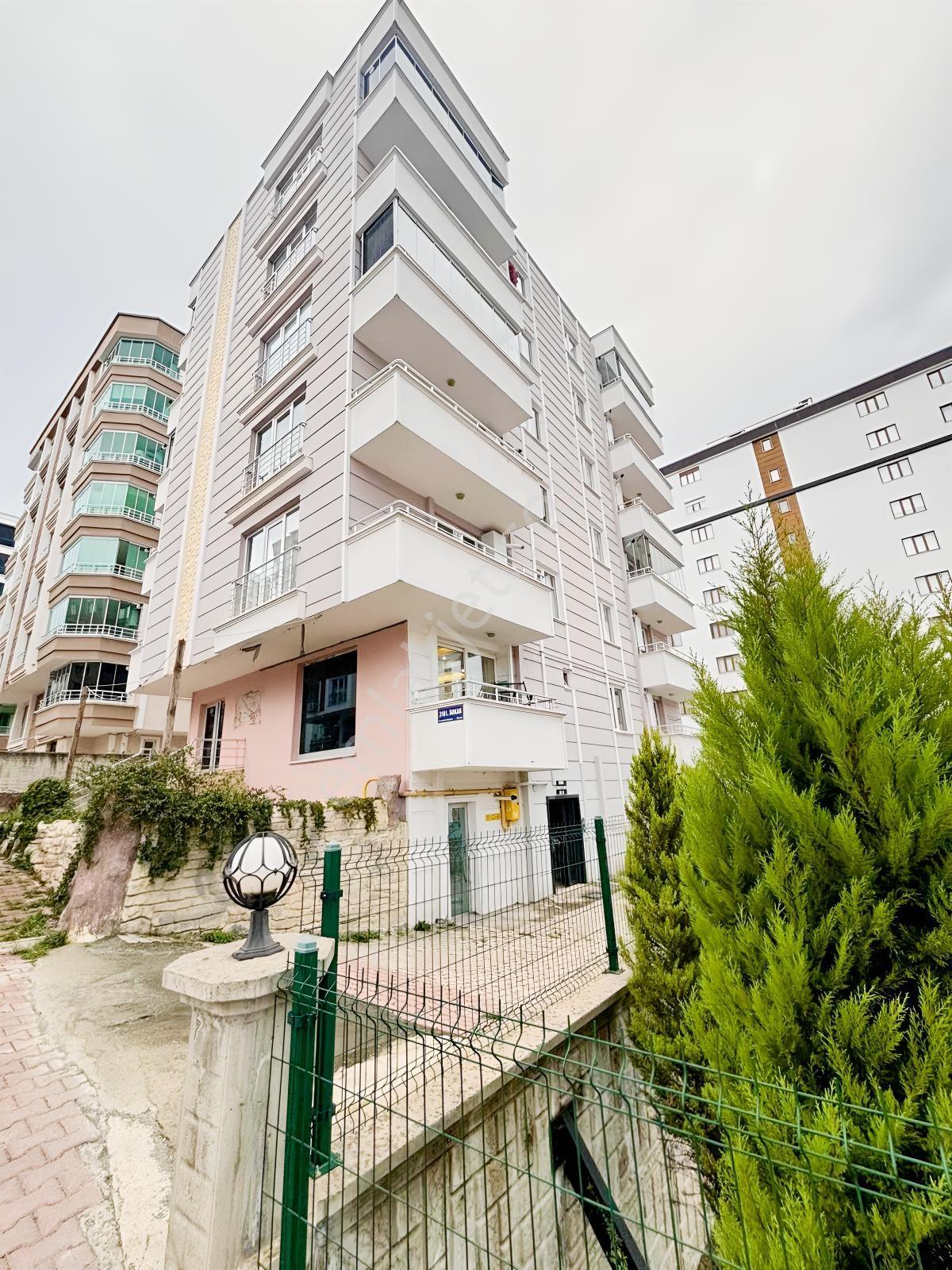 Remax / Can Baydır / 2+1 Eşyalı Satılık Daire Yenimahalle - Görsel 30
