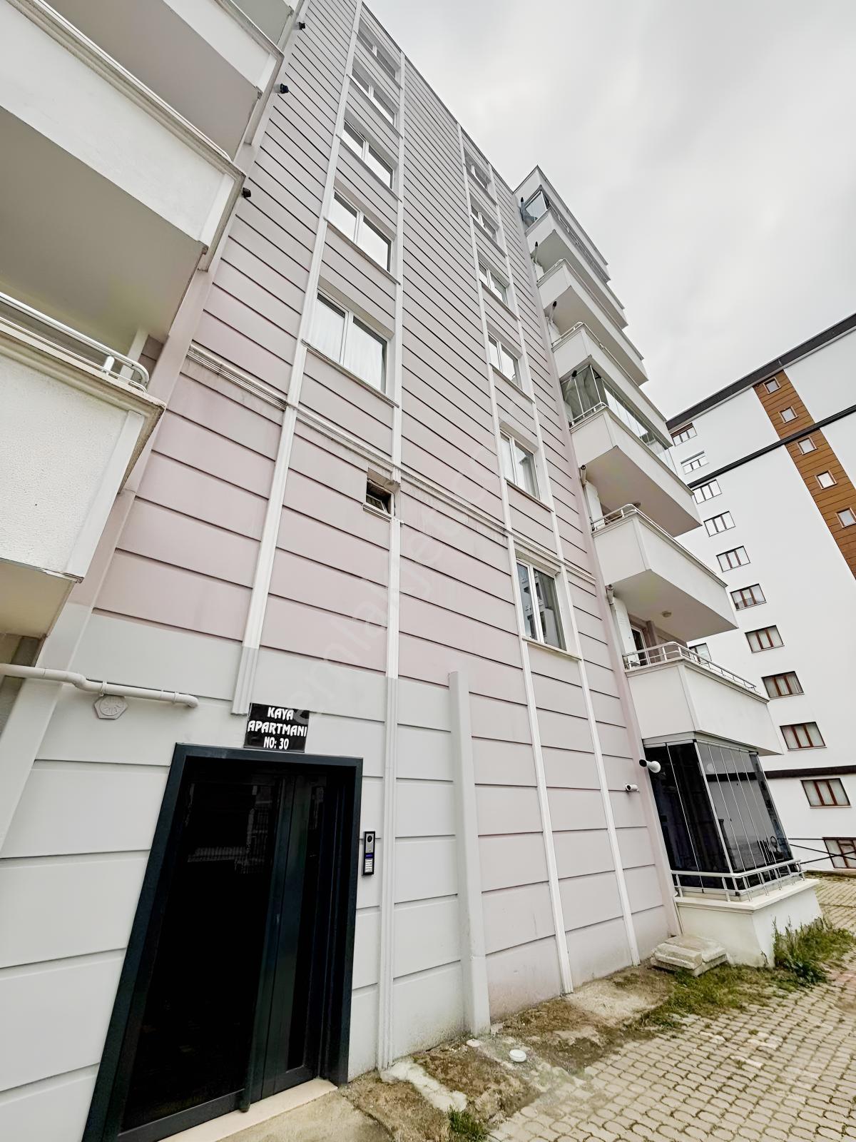 Remax / Can Baydır / 2+1 Eşyalı Satılık Daire Yenimahalle - Görsel 10