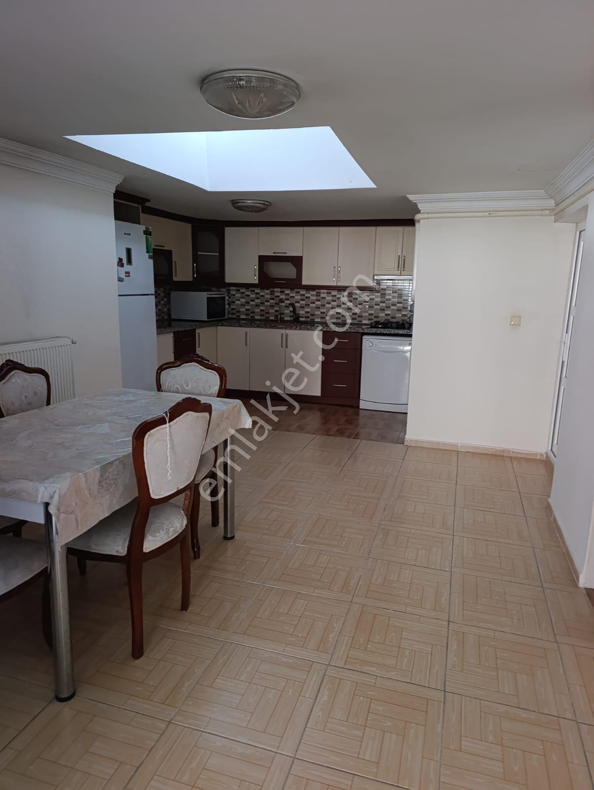 Dumlupınar Mahallesi'nde 2+1dogalgazlı Eşyalı Kiralık Daire - Görsel 2