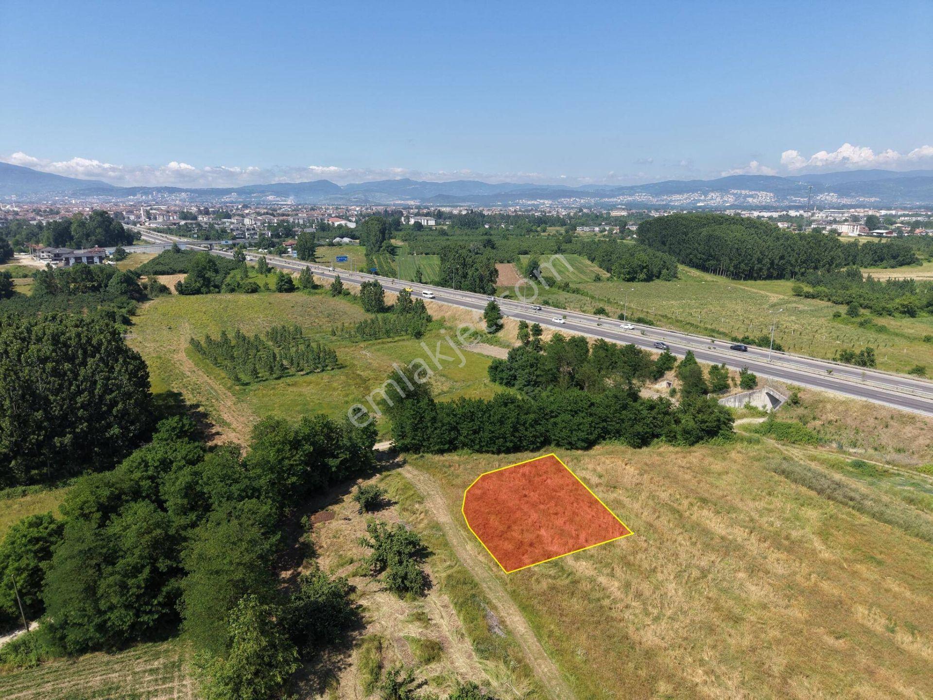 Darıcı Mahallesi'nde 550 M² Satılık Villa İmarlı Arsa