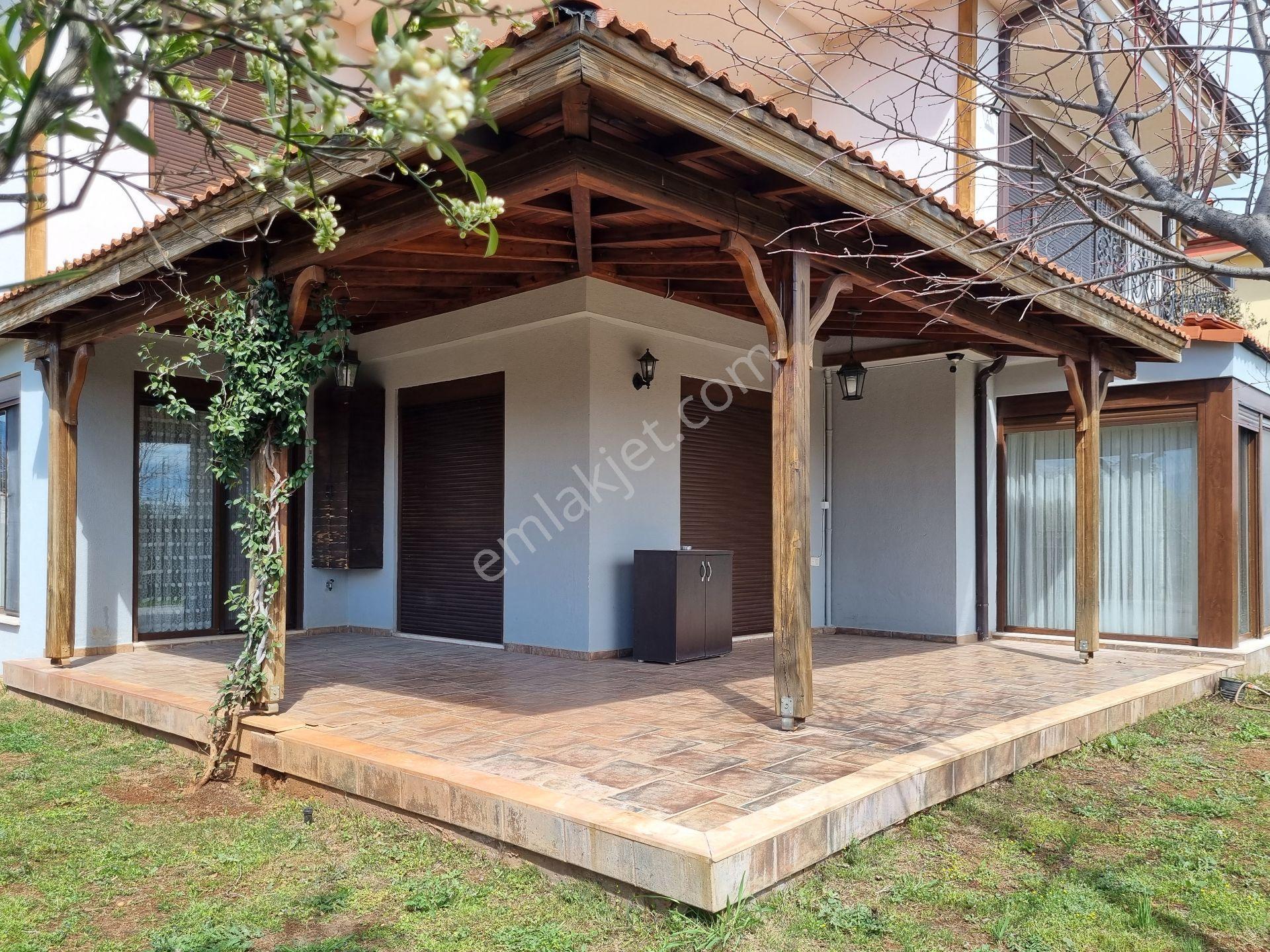 Gökhan Üçgün'den 900 M² Arsa Üzerinde, 4+1 Dubleks Villa - Görsel 9
