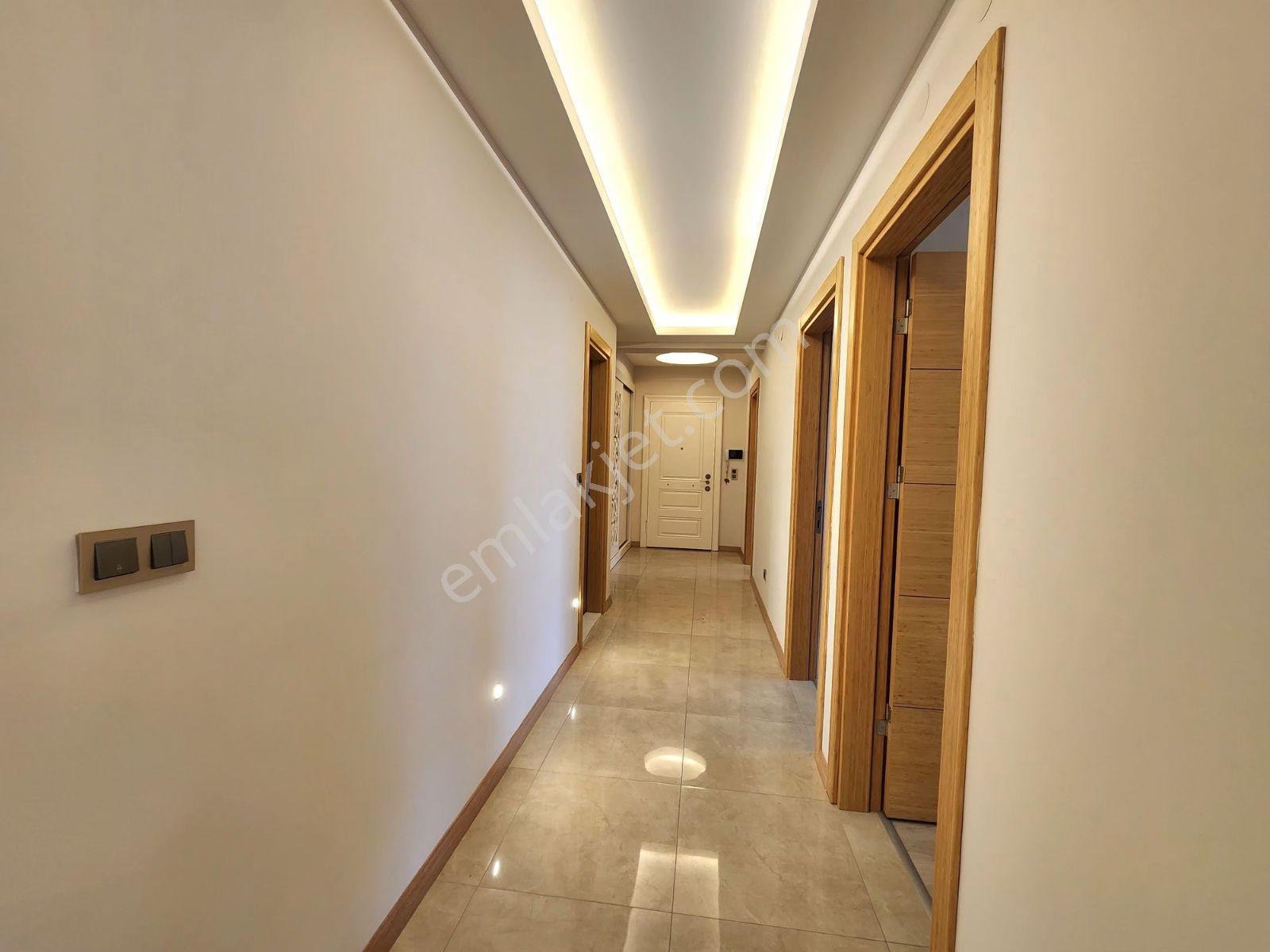 Remax Damla Gür'den Ömürevlerinde Kullanışlı Satılık 4+1 Daire - Görsel 7