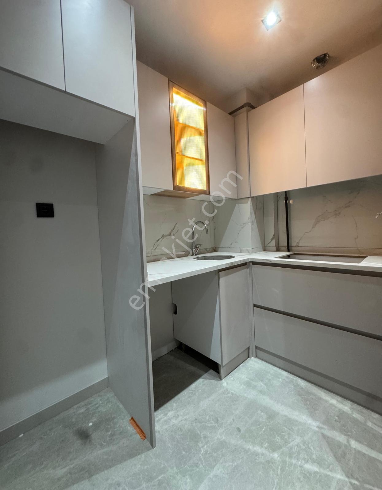 Demirler'den Aydem Karşısında Modern Tasarıma Sahip Home Ofis - Görsel 2