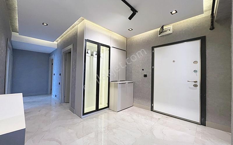 Yenikent Emlak'tan Çift Mutfaklı 3+1 140m2 2.5 Milyn Kredi Daire - Görsel 35