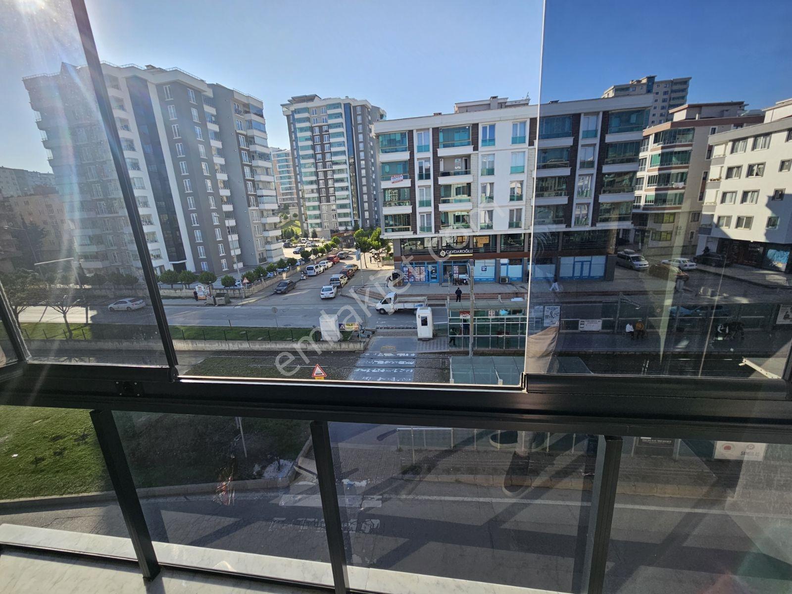 Atakum Tramvay Durağında Lüx Kiralık Daire / Ofis - Görsel 3