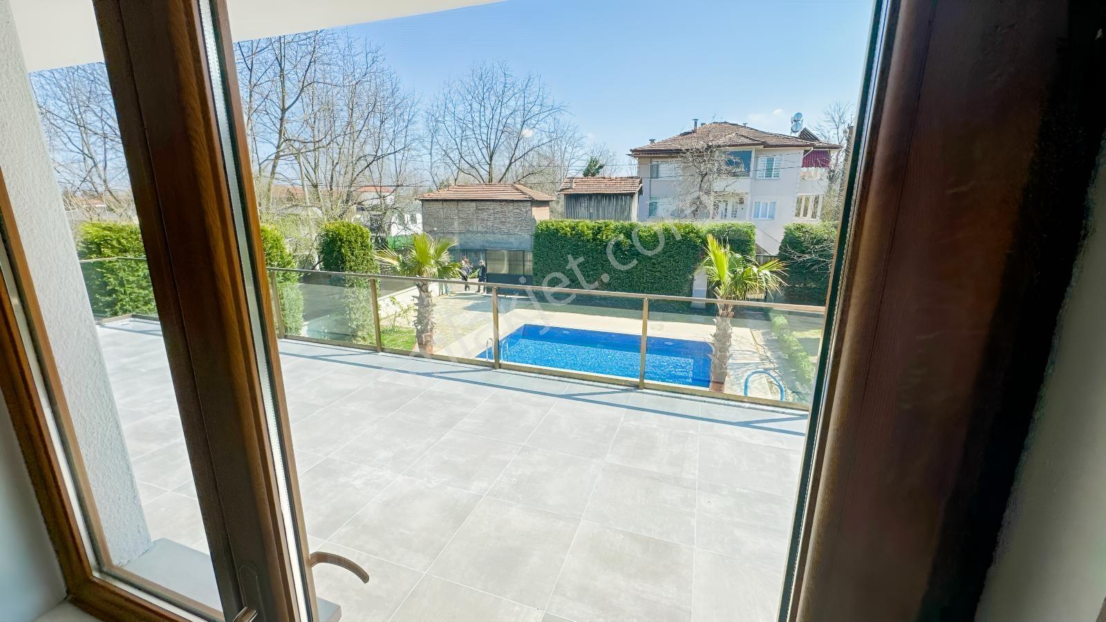 Gamze Topçu'dan 658 M² Arsa Fiyatına Isıtmalı Havuzlu Vılla - Görsel 9