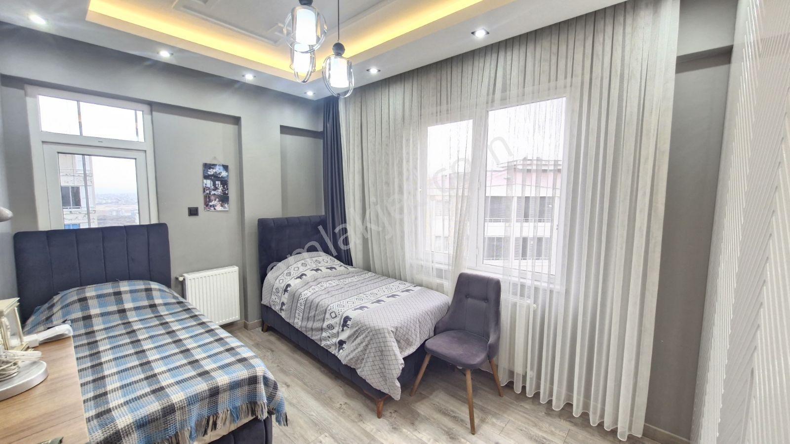 Ymz'den Akkent'te Ataşehir Sitesinde Havuzlu Satılık 4+1 Daire - Görsel 20