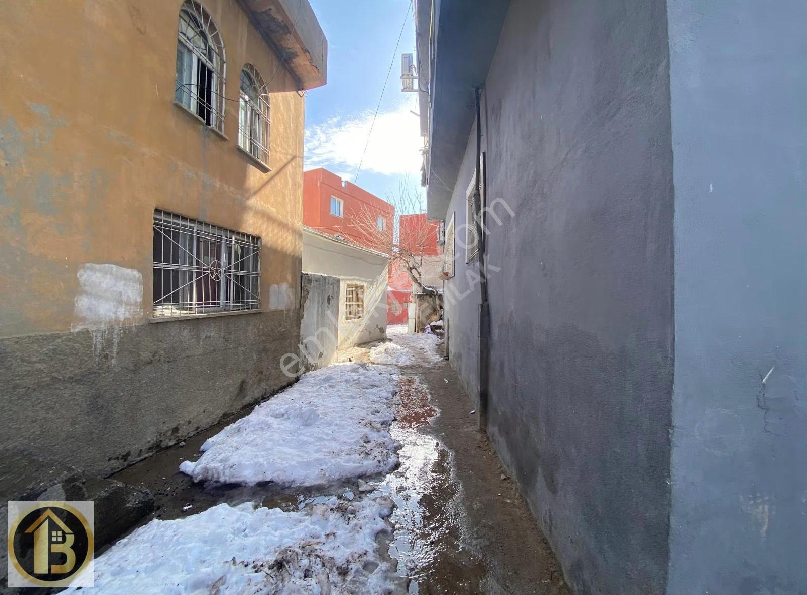 Savur Kapı İmam Hatip Lisesi Civarı Ka 2+1 Ev Ve Arsası - Görsel 20
