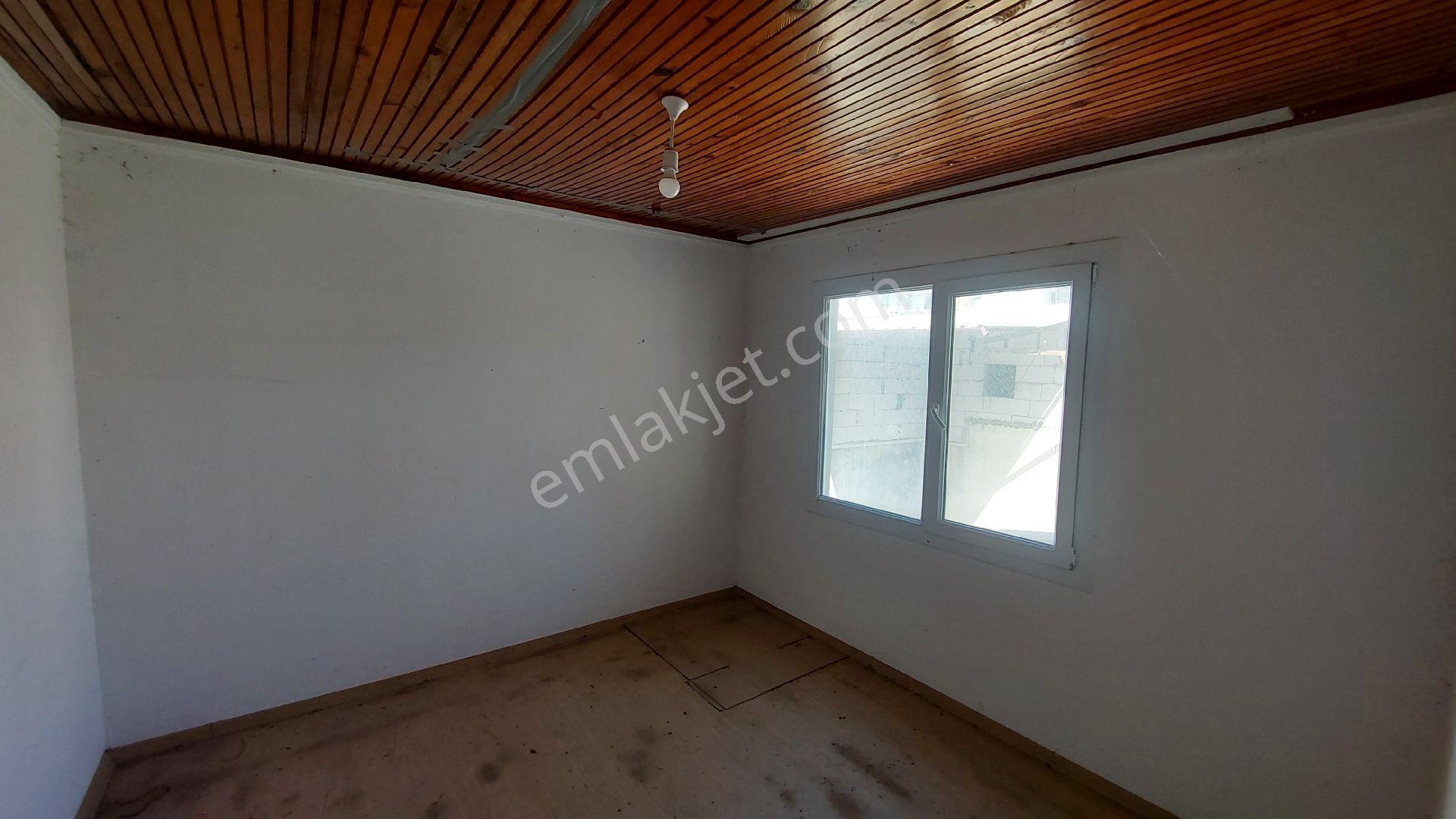 Kuşadası Cumhuriyet Mahallesinde Kiralık 2+1 90 M2 Daire. - Görsel 6