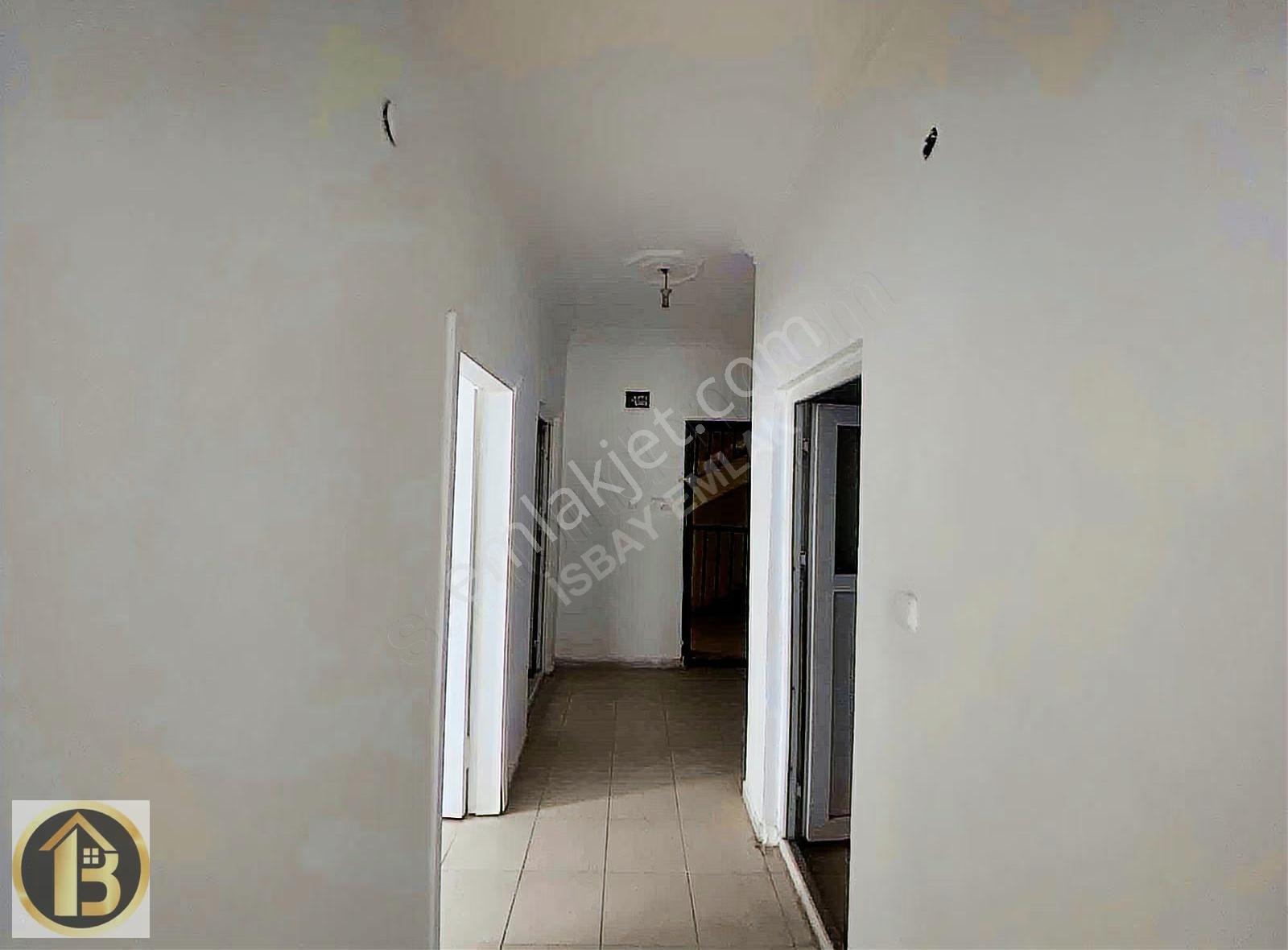 Valilik Civarı, İş Bankası Arkası 1+1 Ayrı Mutfaklı Daire - Görsel 6