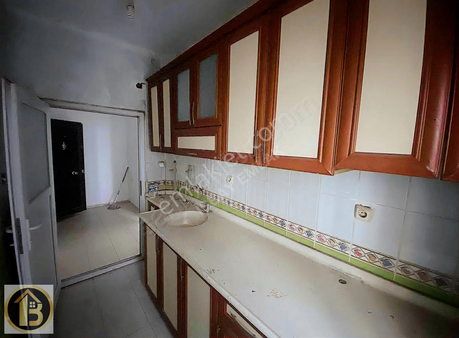 Valilik Civarı, İş Bankası Arkası 1+1 Ayrı Mutfaklı Daire - Görsel 19